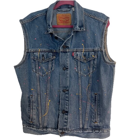 MEN'S SIZE Large LEVI'S THE TRUCKER JEAN VEST IN WZAP PAINT SPLATTER DENIM - Picture 1 of 11